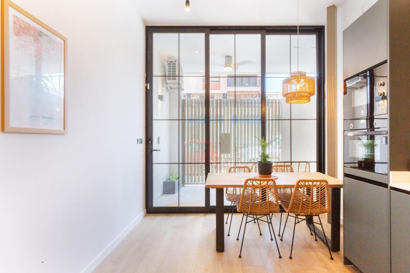 ולנסיה Mestalla Flats By Nomad Host מראה חיצוני תמונה