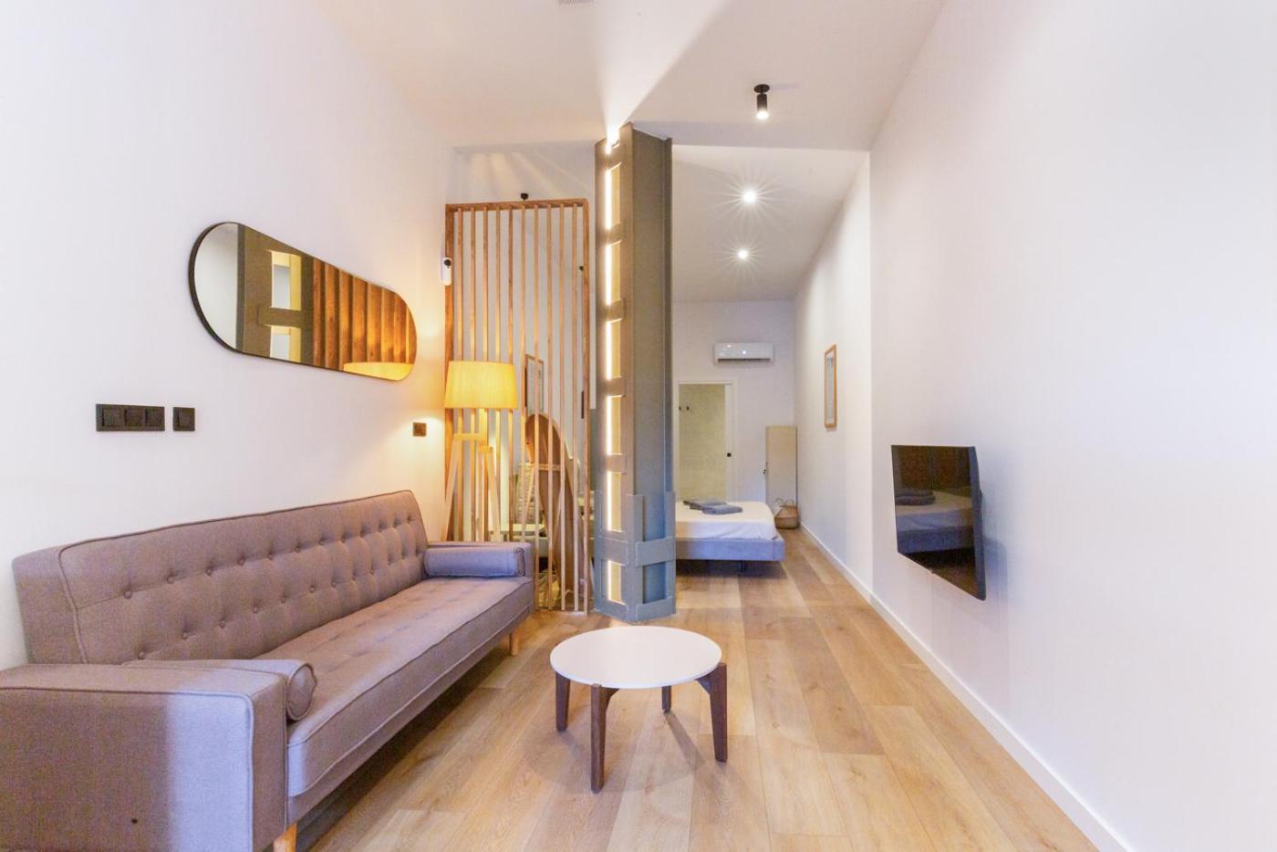 ולנסיה Mestalla Flats By Nomad Host מראה חיצוני תמונה