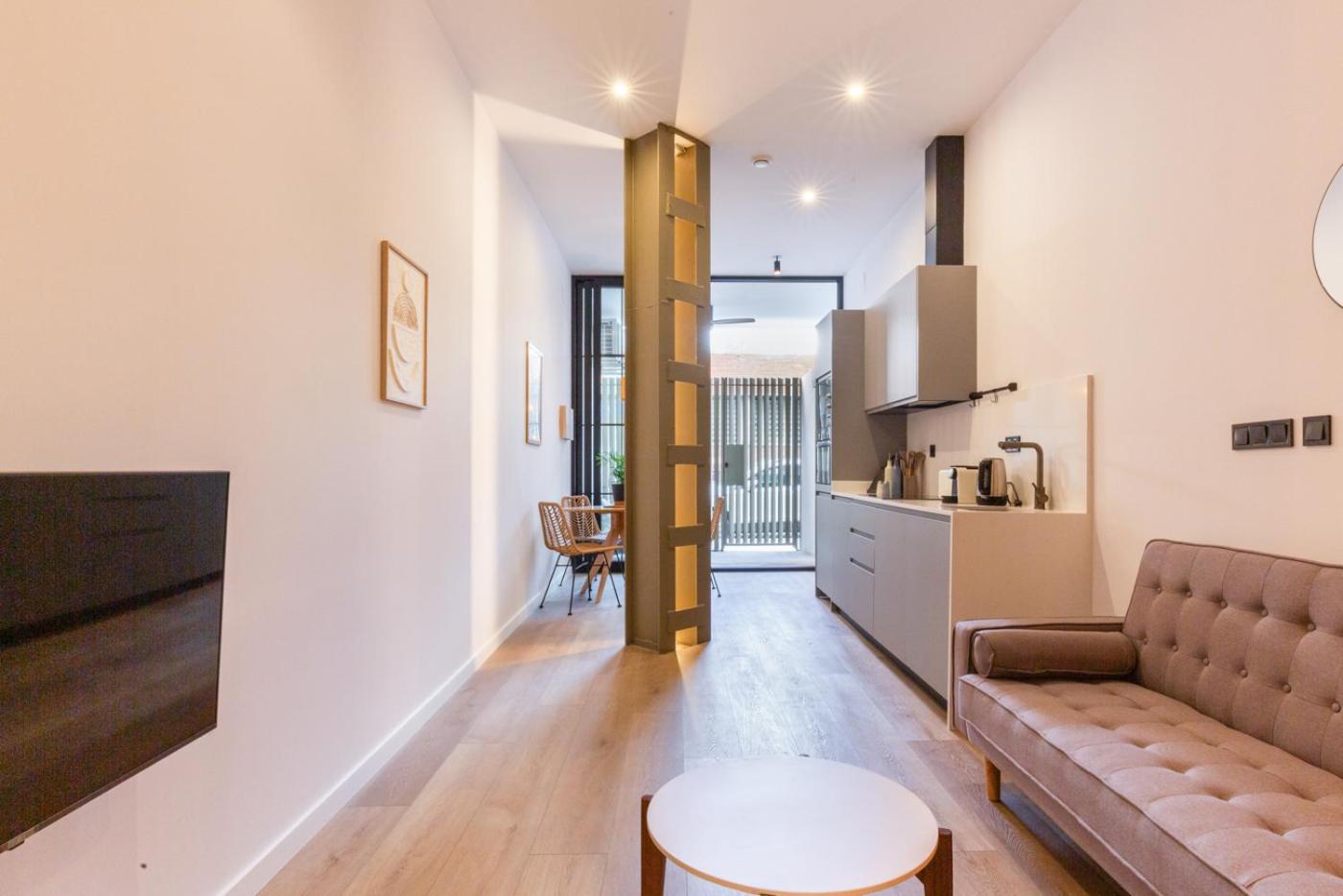 ולנסיה Mestalla Flats By Nomad Host מראה חיצוני תמונה