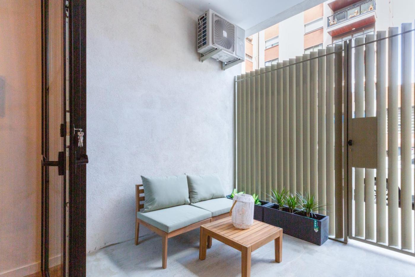 ולנסיה Mestalla Flats By Nomad Host מראה חיצוני תמונה