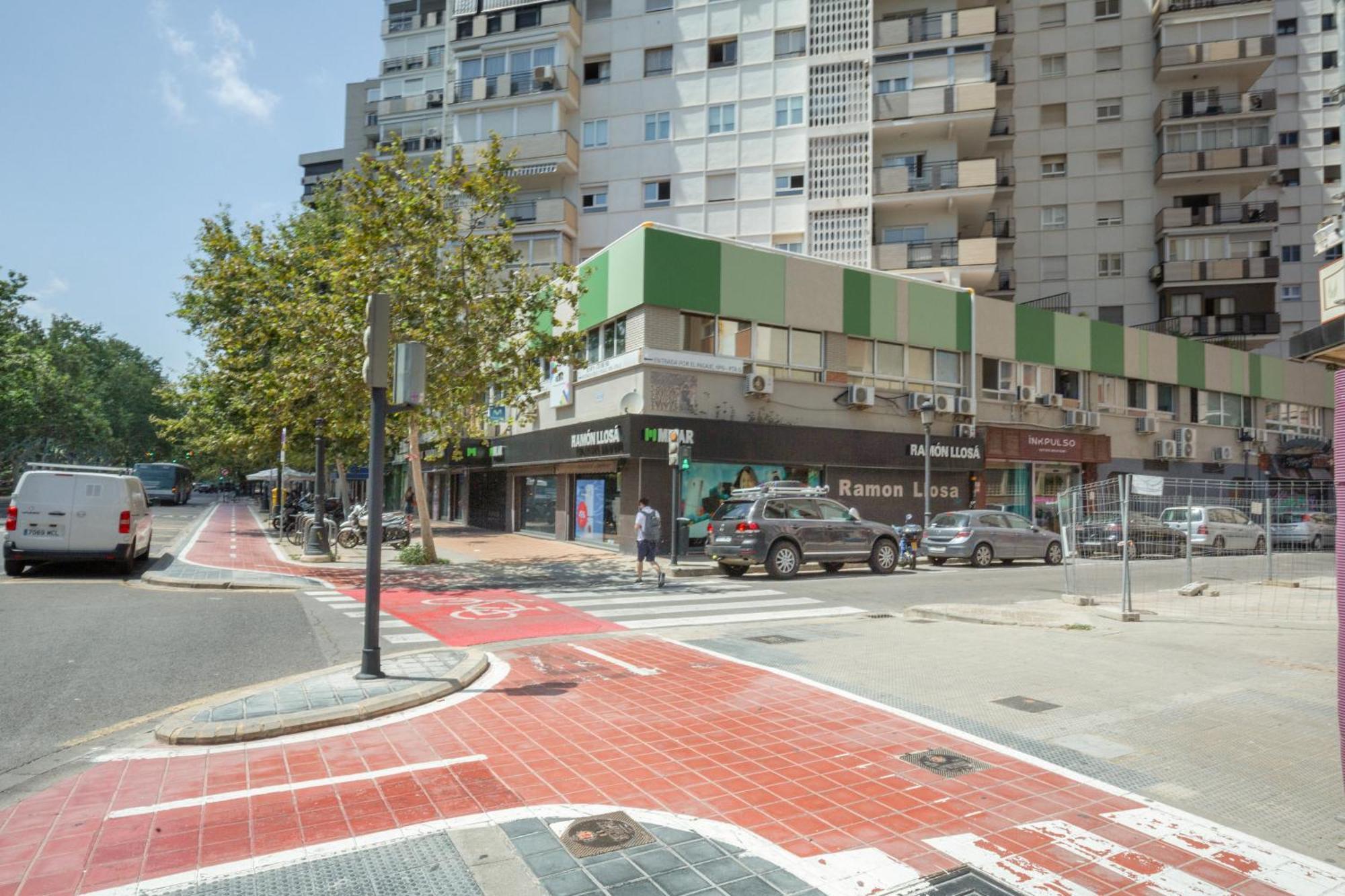 ולנסיה Mestalla Flats By Nomad Host מראה חיצוני תמונה