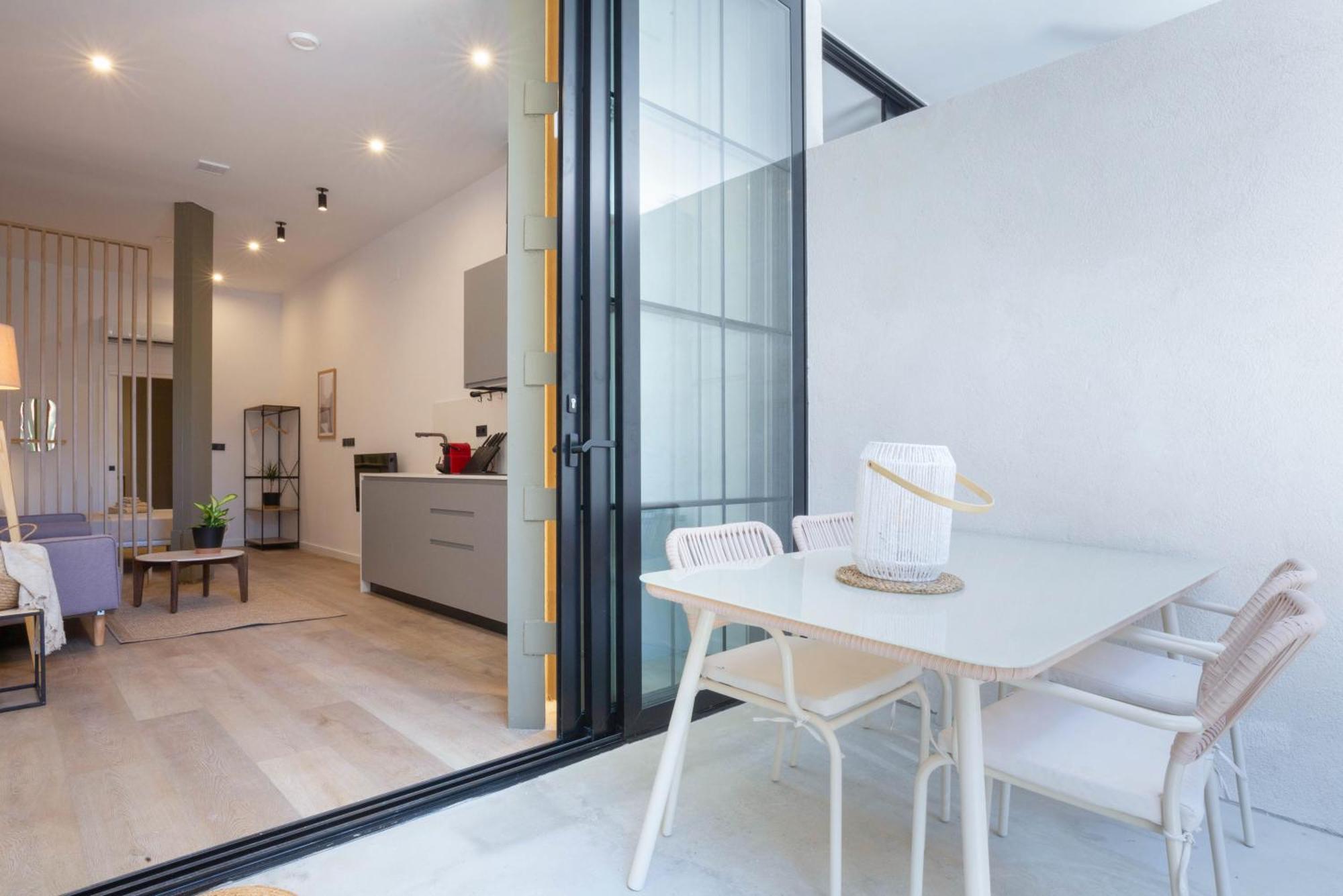 ולנסיה Mestalla Flats By Nomad Host מראה חיצוני תמונה